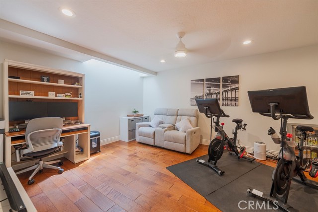 Detail Gallery Image 40 of 43 For 19561 Pompano Ln #104,  Huntington Beach,  CA 92648 - 4 Beds | 2/1 Baths