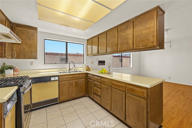 Detail Gallery Image 13 of 25 For 501 N Garfield Ave #2,  Alhambra,  CA 91801 - 3 Beds | 2/1 Baths