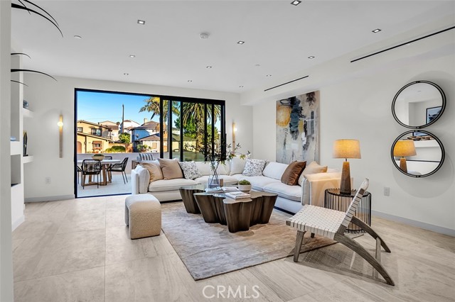 Detail Gallery Image 19 of 68 For 505 17th St, Huntington Beach,  CA 92648 - 3 Beds | 2/1 Baths