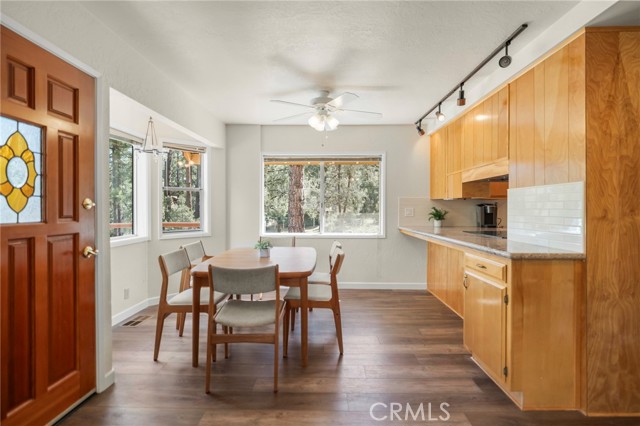 Detail Gallery Image 10 of 70 For 2205 Cypress Way, –,  CA 93222 - 2 Beds | 2 Baths