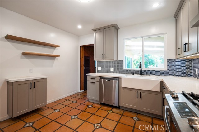 Detail Gallery Image 5 of 33 For 2722 W 146th, Gardena,  CA 90249 - 3 Beds | 2 Baths