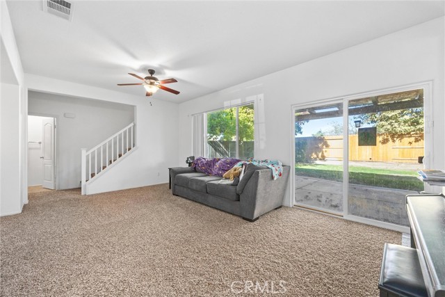 Detail Gallery Image 6 of 28 For 5500 Woodard Ridge Dr, Bakersfield,  CA 93313 - 3 Beds | 2/1 Baths