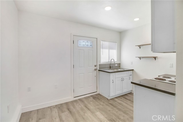 Detail Gallery Image 5 of 10 For 9922 Benson Ave #B,  Montclair,  CA 91763 - 1 Beds | 1 Baths