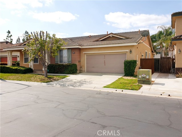 11574 Countryrise Ln, Riverside, CA 92505