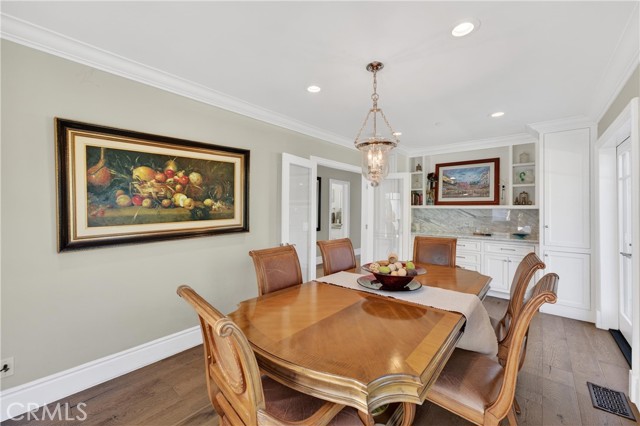 Detail Gallery Image 13 of 74 For 405 Blumont St, Laguna Beach,  CA 92651 - 5 Beds | 6/1 Baths