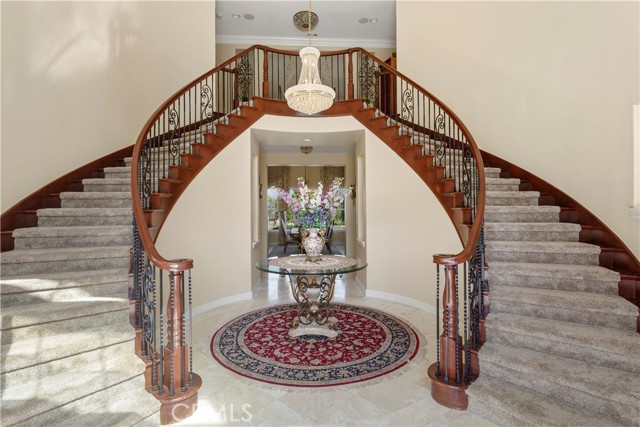 Detail Gallery Image 5 of 48 For 2493 Woodcreek, Camarillo,  CA 93012 - 5 Beds | 5/1 Baths