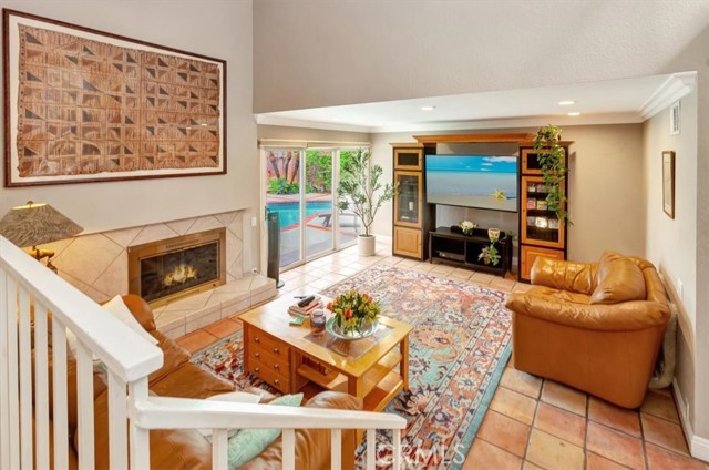 Detail Gallery Image 8 of 31 For 25412 Pacifica Ave, Mission Viejo,  CA 92691 - 4 Beds | 3 Baths
