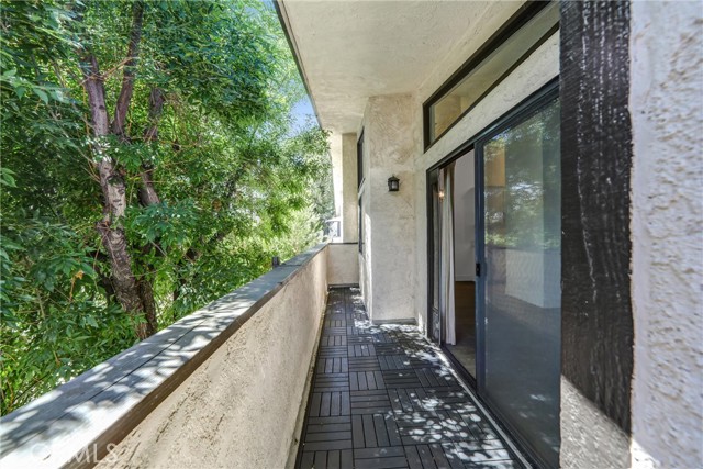 2 Bed Home for Sale in Valley Village, California