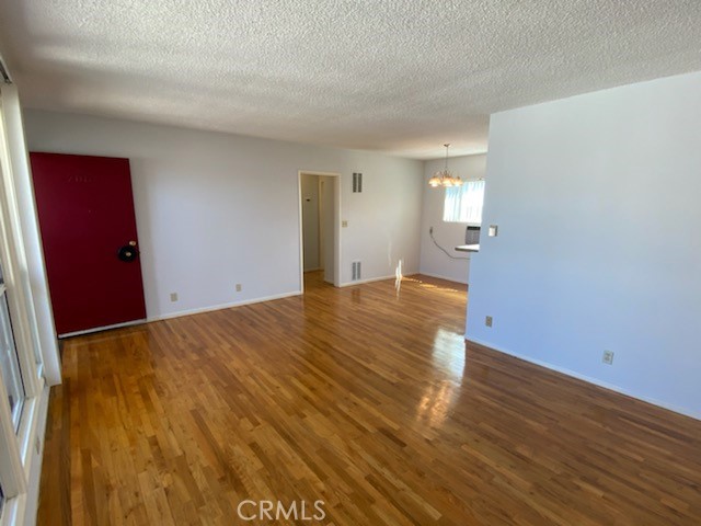 Detail Gallery Image 7 of 39 For 1732 N Harvard Bld #208,  Los Angeles,  CA 90027 - 1 Beds | 1 Baths