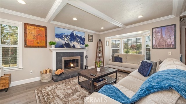 Detail Gallery Image 7 of 47 For 713 Sandy Ct, Redlands,  CA 92374 - 4 Beds | 2/1 Baths