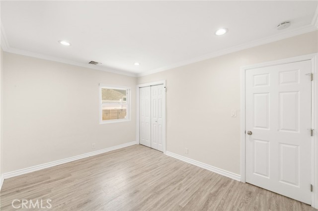 6019 Greentop Street, Lakewood CA: https://media.crmls.org/medias/e5b65f8e-18fb-4cc5-9211-5dfbad46bdbf.jpg