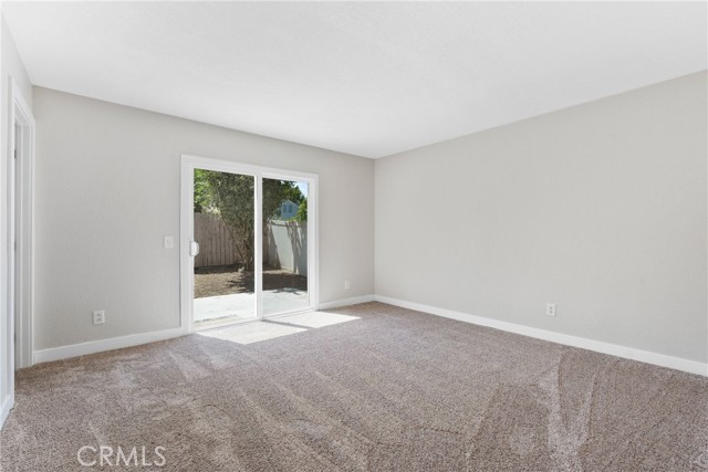 815 Pepperwood Street, Colton CA: https://media.crmls.org/medias/e5b6738b-94b4-4a98-98d2-466882c67fd7.jpg
