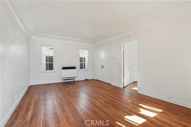 Detail Gallery Image 4 of 17 For 3581 Olive Ave, Long Beach,  CA 90807 - – Beds | – Baths