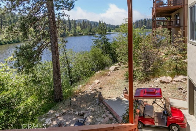 Detail Gallery Image 25 of 42 For 781 Brentwood Dr, Lake Arrowhead,  CA 92352 - 5 Beds | 3/1 Baths