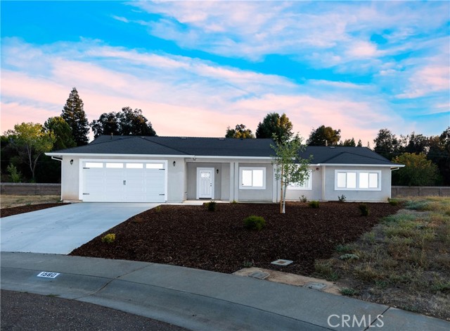 Detail Gallery Image 1 of 21 For 1580 Carl Ct, Red Bluff,  CA 96080 - 3 Beds | 2/1 Baths