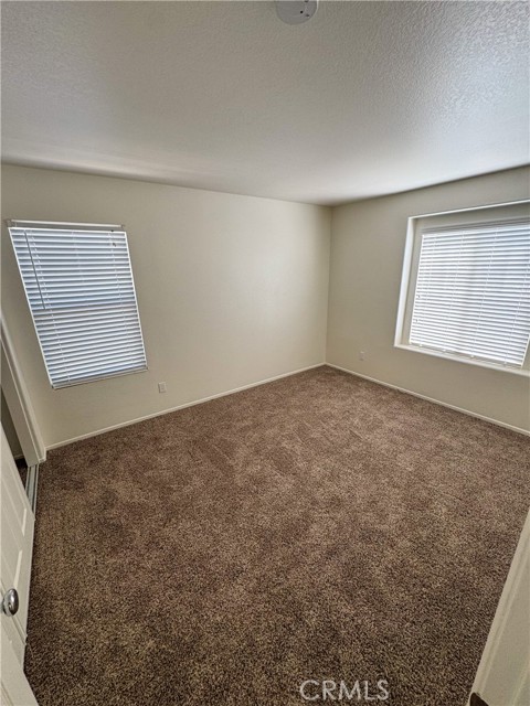 42060 Veneto Drive, Temecula CA: https://media.crmls.org/medias/e5b864bf-3b63-4883-b802-b43572c156d0.jpg
