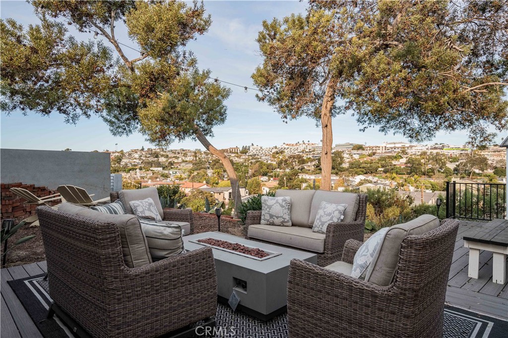1946 Loma Drive