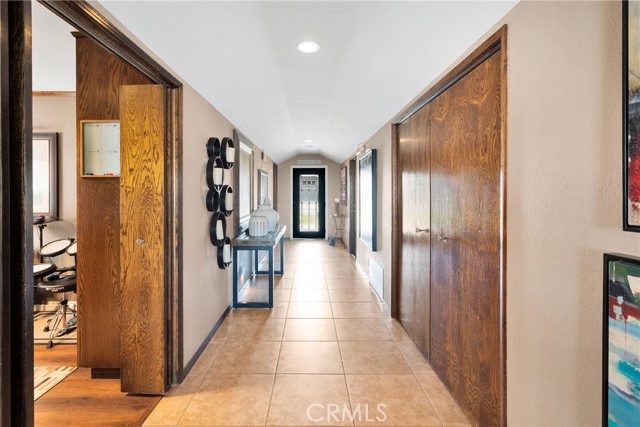 Detail Gallery Image 7 of 40 For 18083 Mariner Dr, Victorville,  CA 92395 - 3 Beds | 3 Baths