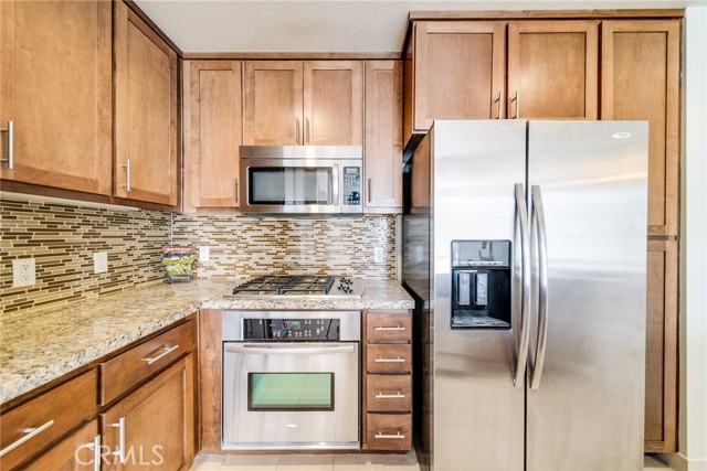 21301 Erwin Street, Woodland Hills CA: https://media.crmls.org/medias/e5b90abe-9c50-4428-a3a5-bcf41334e1f1.jpg