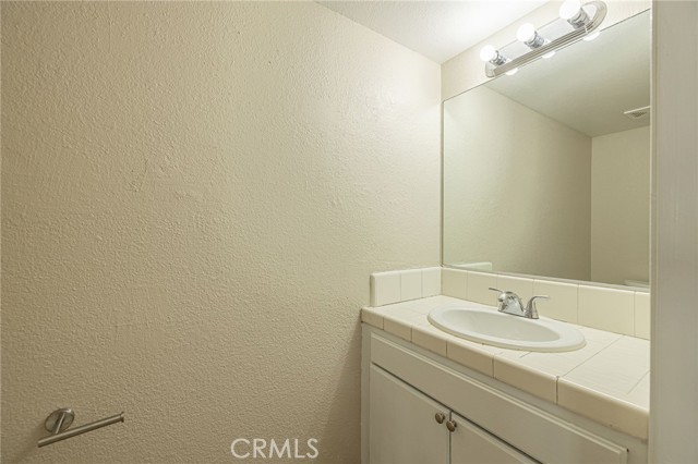 43602 Serenity Court, Lancaster CA: https://media.crmls.org/medias/e5b998b6-7fb2-43ee-b277-a6d3ddd7551d.jpg