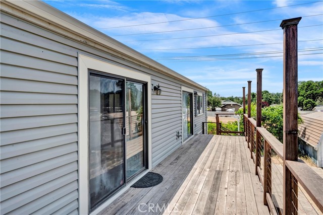 16272 27th Avenue, Clearlake CA: https://media.crmls.org/medias/e5b9c8a3-5d75-4c7b-89a2-10ab63070a83.jpg