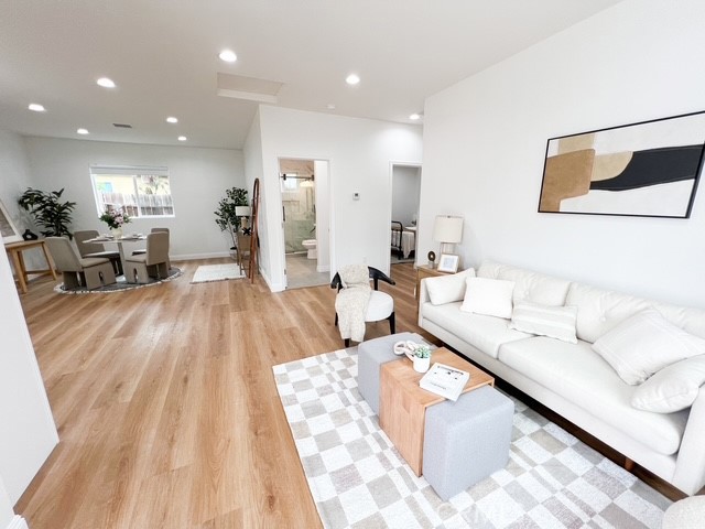 Image 36 of 43 For 13944 Olive Street