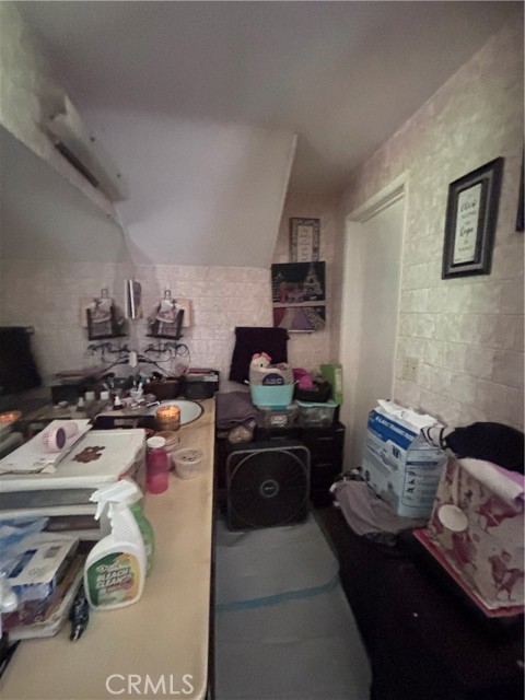 Detail Gallery Image 9 of 15 For 5625 Arden, San Bernardino,  CA 92404 - 4 Beds | 3 Baths