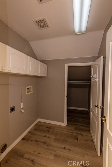 Detail Gallery Image 17 of 40 For 803 Mountain Park Dr, Bakersfield,  CA 93311 - 4 Beds | 3/1 Baths