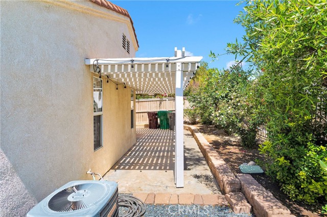 Detail Gallery Image 26 of 42 For 40684 Corte Albara, Murrieta,  CA 92562 - 3 Beds | 2 Baths