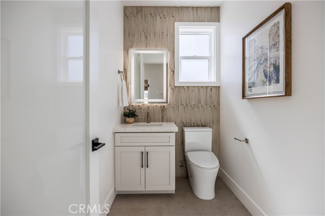 2405 Mathews Avenue, Redondo Beach CA: https://media.crmls.org/medias/e5bad85c-b5b8-4ab5-8f0a-8b66d065d4c2.jpg