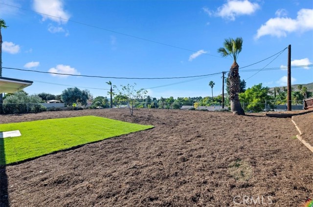 Detail Gallery Image 37 of 37 For 7695 Lakeside Dr, Jurupa Valley,  CA 92509 - 3 Beds | 2 Baths