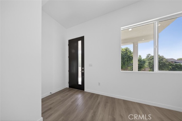 14827 Dearborn Street photo 34