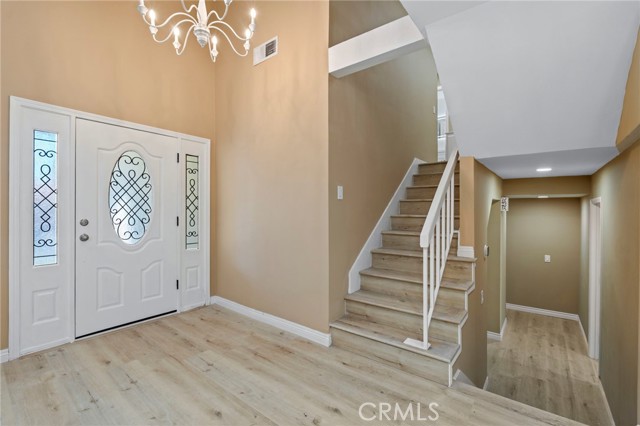 Detail Gallery Image 3 of 45 For 16511 Halsey, Granada Hills,  CA 91344 - 5 Beds | 3 Baths