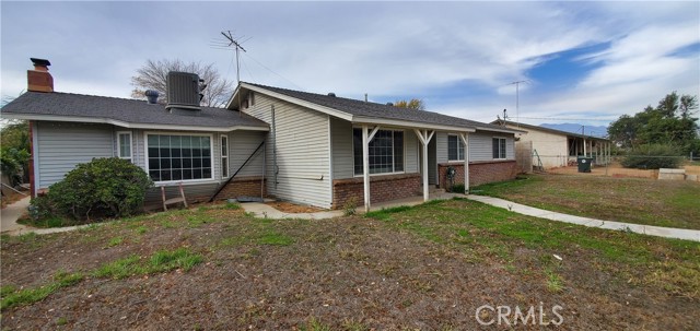 Detail Gallery Image 2 of 26 For 5535 Marlatt St, Jurupa Valley,  CA 91752 - 4 Beds | 2 Baths