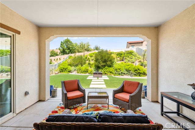 24184 Crestley Drive, Corona CA: https://media.crmls.org/medias/e5bbf591-1b7b-4988-a626-f91157984275.jpg