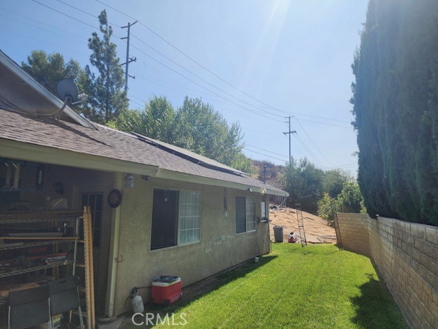 Detail Gallery Image 9 of 13 For 22660 La Rochelle Dr, Saugus,  CA 91350 - 4 Beds | 2 Baths