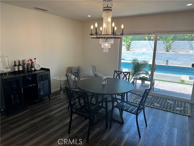13191 Honeybee Street, Moorpark CA: https://media.crmls.org/medias/e5bd2b82-3899-4c23-98c1-9d904983c83b.jpg