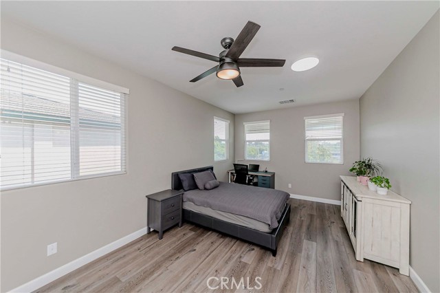 815 255th Street, Harbor City CA: https://media.crmls.org/medias/e5bd3098-f24a-4b0d-860f-580d0f72fba4.jpg