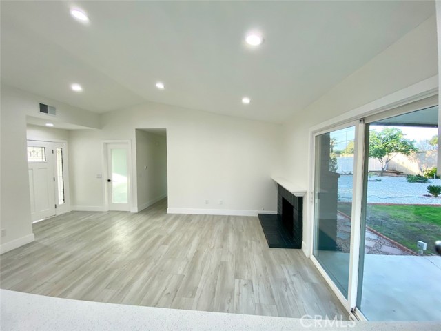 Detail Gallery Image 12 of 75 For 4095 Penrod Dr, Riverside,  CA 92505 - 3 Beds | 2 Baths