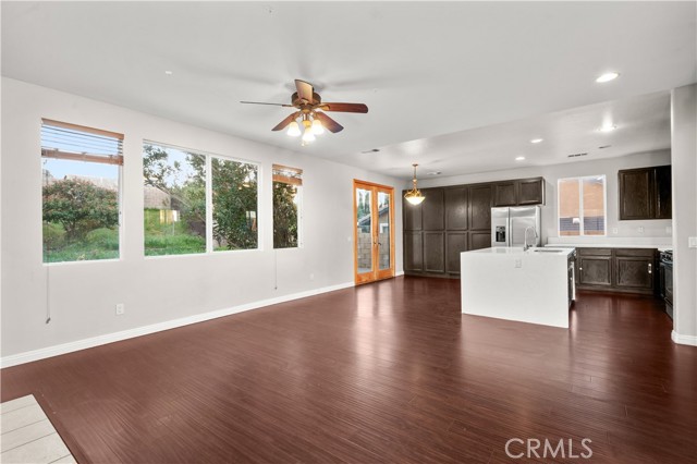 Detail Gallery Image 17 of 58 For 4028 Portola, Palmdale,  CA 93551 - 5 Beds | 3 Baths