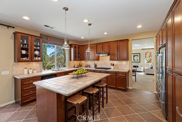 30807 Hillcrest Drive, Temecula CA: https://media.crmls.org/medias/e5be87b8-c8c3-4a31-897a-ce4b5be26866.jpg