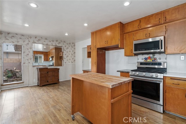 2705 182nd Place, Redondo Beach, California 90278, 2 Bedrooms Bedrooms, ,2 BathroomsBathrooms,Residential,Sold,182nd,CV21196402