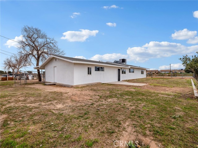 Detail Gallery Image 26 of 28 For 16730 Batson, Victorville,  CA 92395 - 3 Beds | 1/1 Baths