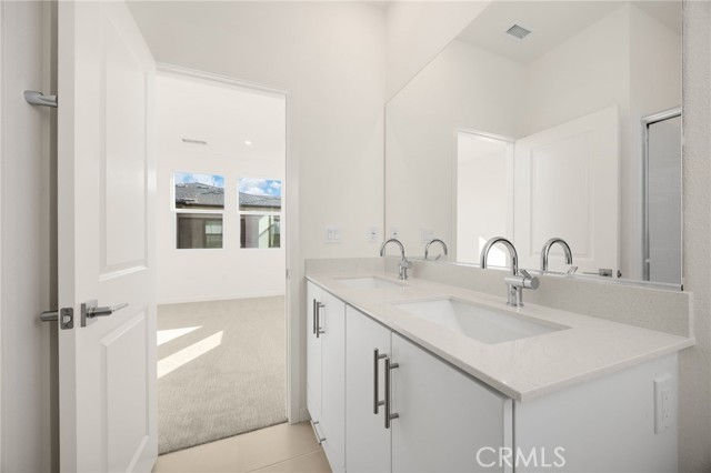 Detail Gallery Image 28 of 62 For 109 S Laxore St #306,  Anaheim,  CA 92804 - 2 Beds | 2/1 Baths