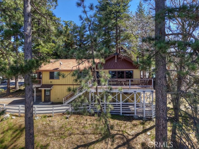 Detail Gallery Image 7 of 45 For 30573 Live Oak, Running Springs,  CA 92382 - 3 Beds | 2/1 Baths