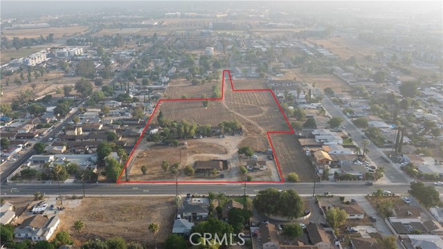 Image 4 of 19 For 21796 Cottonwood Avenue