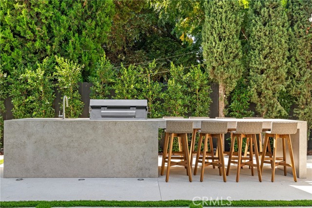 Detail Gallery Image 22 of 39 For 4625 Vesper Ave, Sherman Oaks,  CA 91403 - 5 Beds | 5/2 Baths