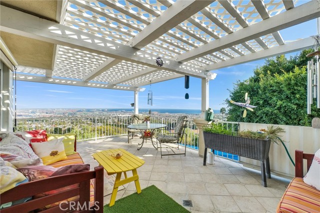 6309 Via Colinita, Rancho Palos Verdes, California 90275, 4 Bedrooms Bedrooms, ,3 BathroomsBathrooms,Residential,For Sale,Via Colinita,PW25019167