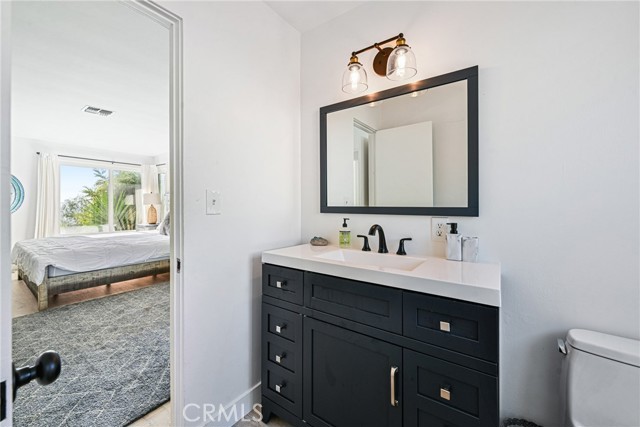 Detail Gallery Image 32 of 44 For 31261 Monterey St, Laguna Beach,  CA 92651 - 2 Beds | 1/1 Baths