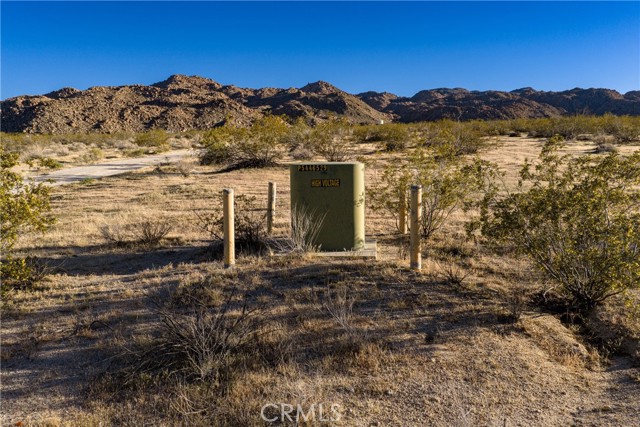 Detail Gallery Image 6 of 28 For 4444 29 Palms, Joshua Tree,  CA 92252 - – Beds | – Baths